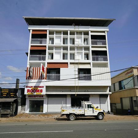 Hotel Quilon Residency Kundara à Perumanseri Extérieur photo