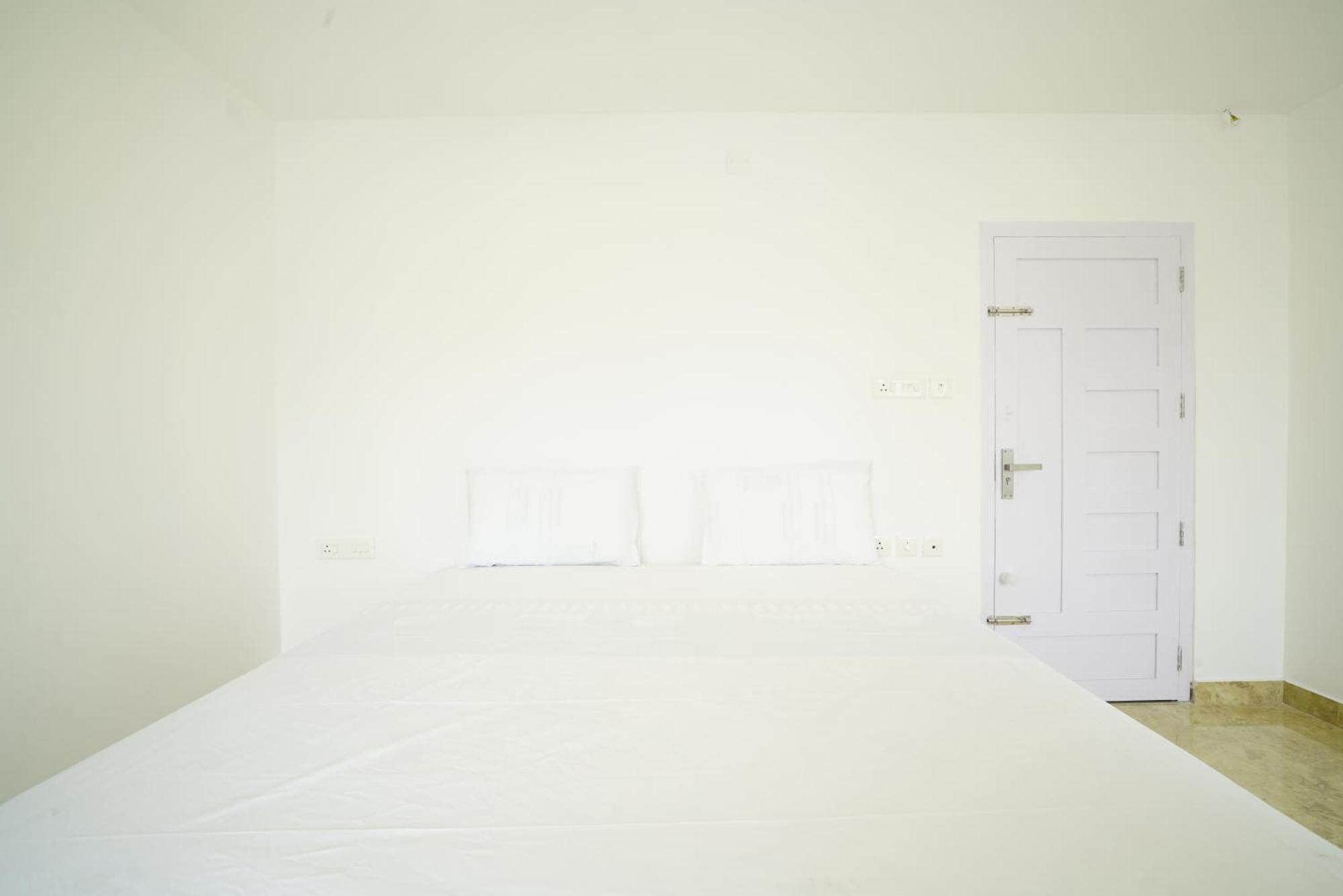 Hotel Quilon Residency Kundara à Perumanseri Extérieur photo